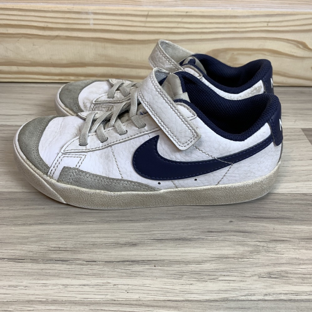 Nike Boys Blazer Low 77 US‎ 13.5C White Navy Leather Sneaker Shoe DA4075-120
